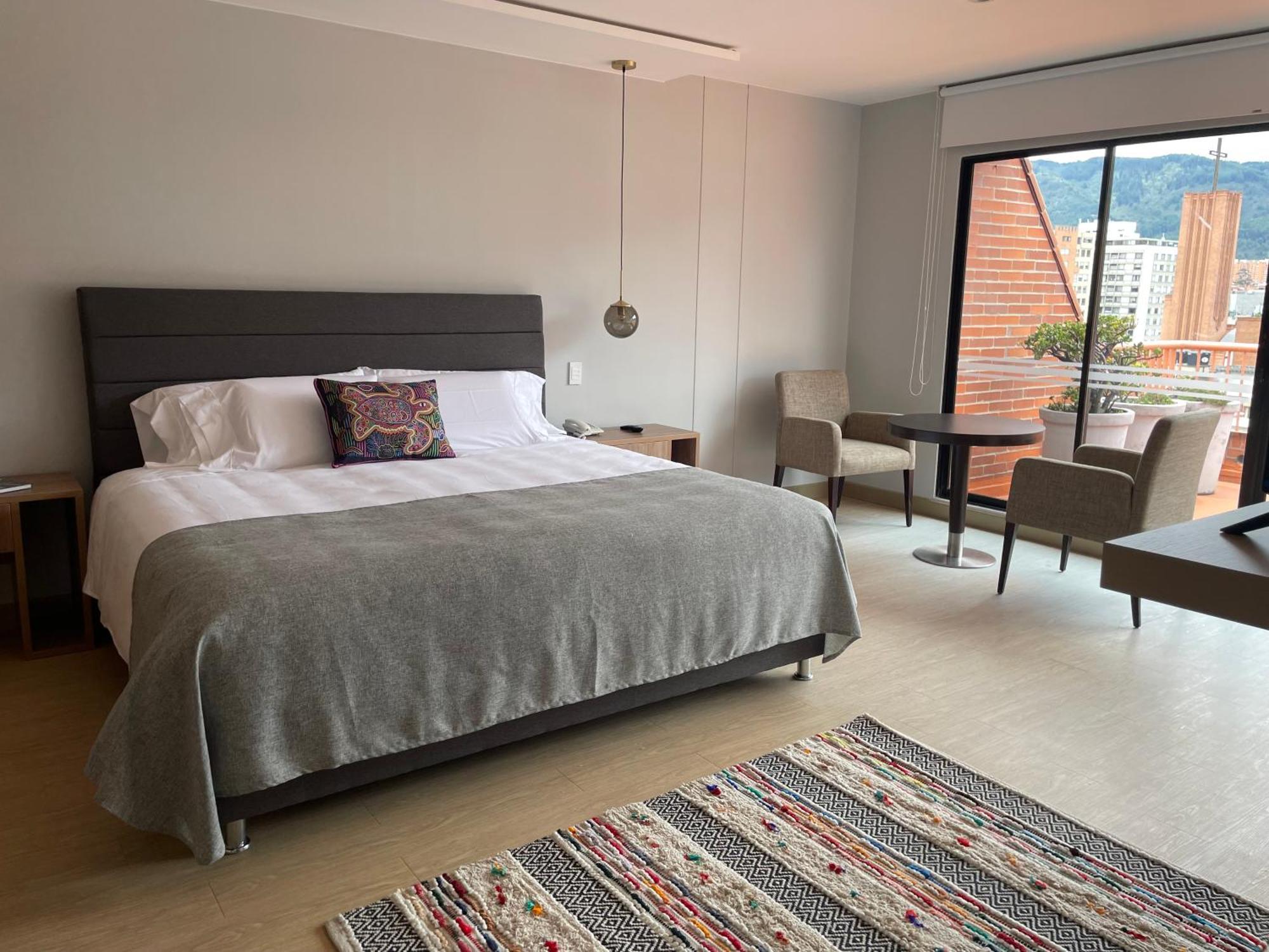 Hotel Parque 97 Suites Богота Екстериор снимка