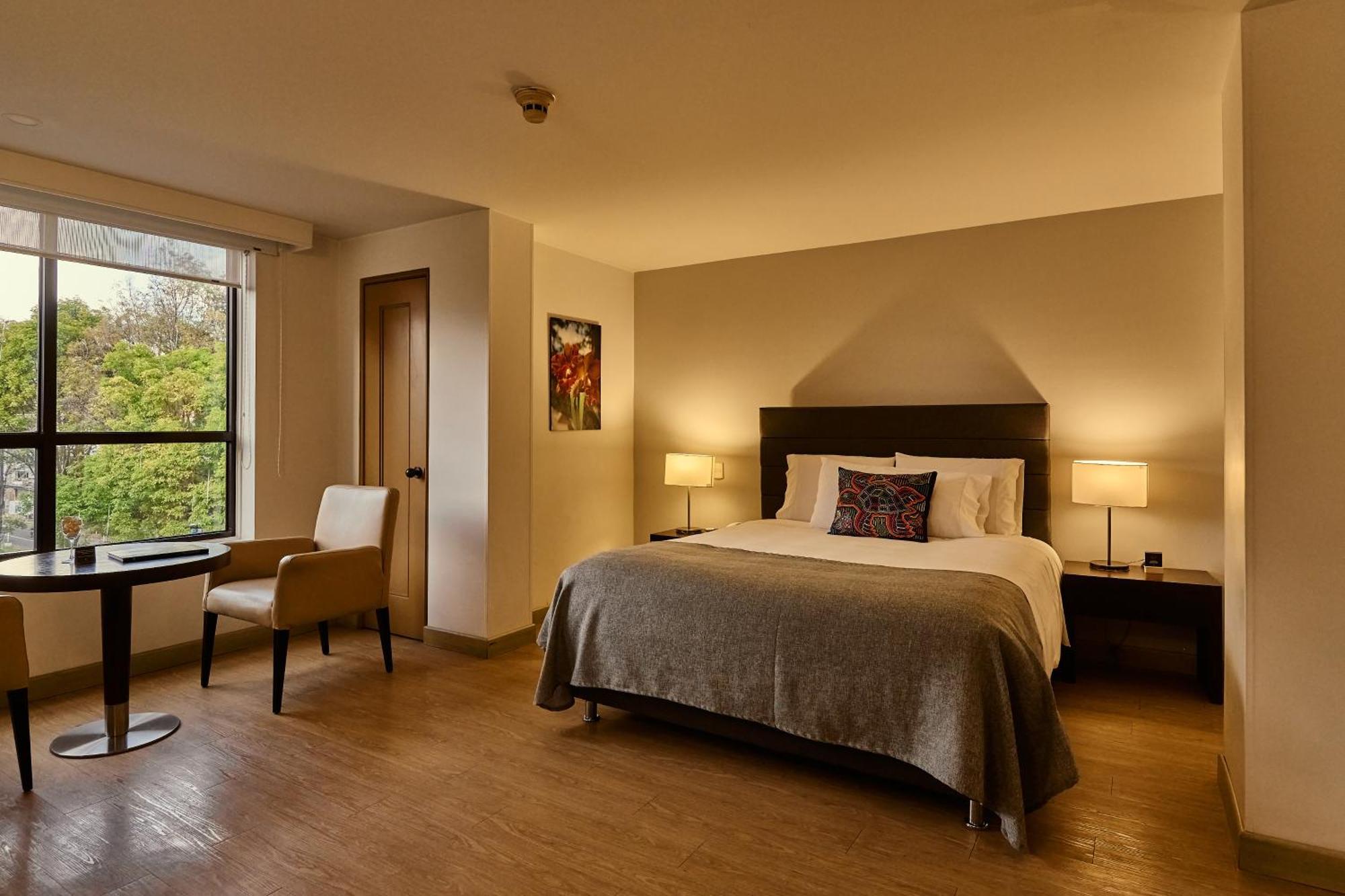 Hotel Parque 97 Suites Богота Екстериор снимка