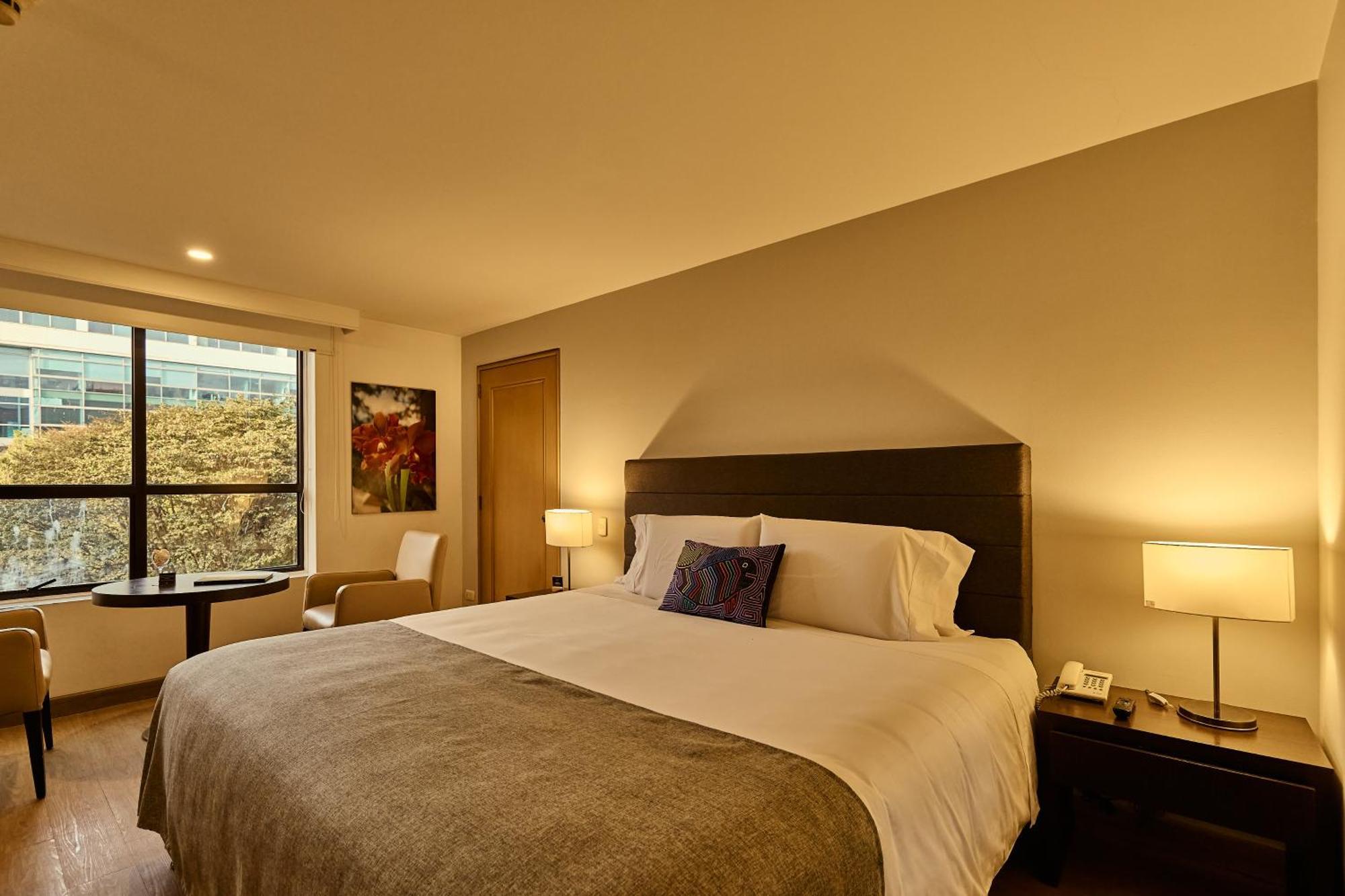 Hotel Parque 97 Suites Богота Екстериор снимка